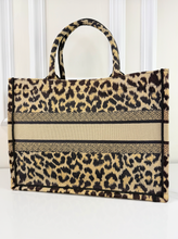 DIOR BOOK TOTE MEDIUM CANVAS MIZZA LEOPARD