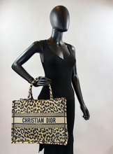 DIOR BOOK TOTE MEDIUM CANVAS MIZZA LEOPARD