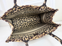 DIOR BOOK TOTE MEDIUM CANVAS MIZZA LEOPARD