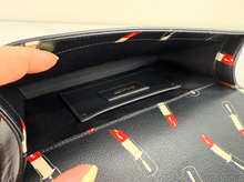 YSL LIPSTICK PRINT CLASSIC KATE CLUTCH / ON CHAIN