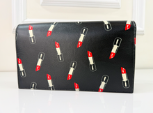 YSL LIPSTICK PRINT CLASSIC KATE CLUTCH / ON CHAIN