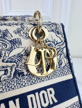 DIOR LADY D-LITE MEDIUM EMBROIDERED TOILE DE JOUY IN NAVY AND WHITE