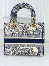 DIOR LADY D-LITE MEDIUM EMBROIDERED TOILE DE JOUY IN NAVY AND WHITE