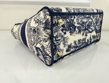 DIOR LADY D-LITE MEDIUM EMBROIDERED TOILE DE JOUY IN NAVY AND WHITE
