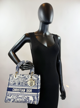 DIOR LADY D-LITE MEDIUM EMBROIDERED TOILE DE JOUY IN NAVY AND WHITE
