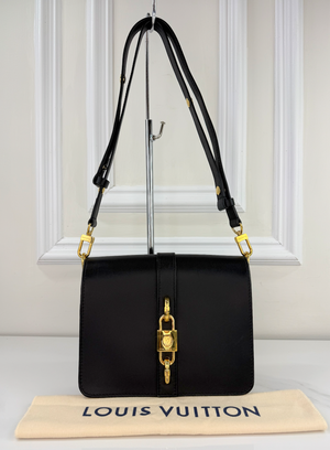 LOUIS VUITTON RENDEZ-VOUS CROSSBODY BAG