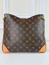 LOUIS VUITTON ODEON MM NM