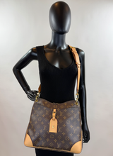 LOUIS VUITTON ODEON MM NM