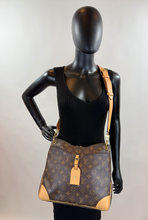 LOUIS VUITTON ODEON MM NM