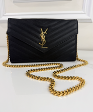YSL MATELASSE FLAP ENVELOPE CROSSBODY IN BLACK