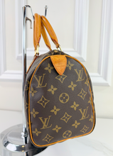 LOUIS VUITTON SPEEDY 25 MONOGRAM