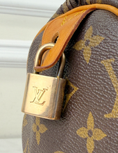 LOUIS VUITTON SPEEDY 25 MONOGRAM