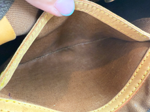 LOUIS VUITTON SPEEDY 25 MONOGRAM