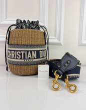 DIOR OBLIQUE DRAWSTRING BUCKET BAG