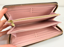 LOUIS VUITTON WALLET ZIPPY IN ROSE PINK