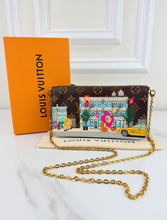 LOUIS VUITTON  ANIMATION FELICE CHAIN POCHETTE 2022 CHRISTMAS LIMITED EDITION