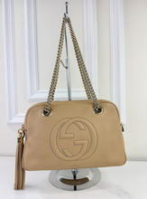 GUCCI SOHO CHAIN SHOULDER BAG IN NEUTRAL