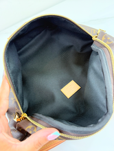 LOUIS VUITTON BUM BAG