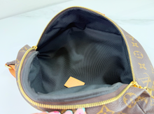 LOUIS VUITTON BUM BAG