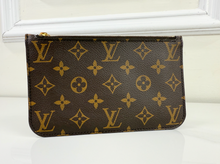 LOUIS VUITTON NEVERFULL PM FULL SET + CHARM