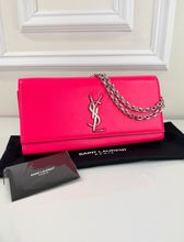 YSL CLASSIC CASSANDRE CLUTCH / ON CHAIN HOT PINK & SILVER HARDWARE