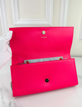 YSL CLASSIC CASSANDRE CLUTCH / ON CHAIN HOT PINK & SILVER HARDWARE