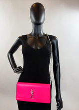 YSL CLASSIC CASSANDRE CLUTCH / ON CHAIN HOT PINK & SILVER HARDWARE