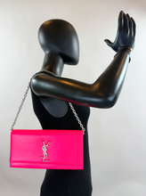 YSL CLASSIC CASSANDRE CLUTCH / ON CHAIN HOT PINK & SILVER HARDWARE