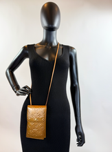 LOUIS VUITTON VERNIS WALKER WALLET
