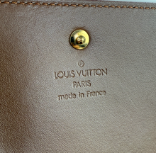 LOUIS VUITTON VERNIS WALKER WALLET