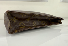LOUIS VUITTON TOILETRY POUCH 26 VINTAGE MONOGRAM