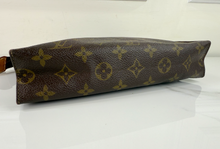 LOUIS VUITTON TOILETRY POUCH 26 VINTAGE MONOGRAM