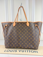 LOUIS VUITTON NEVERFULL GM IN FUCHSIA