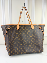LOUIS VUITTON NEVERFULL GM IN FUCHSIA