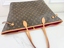 LOUIS VUITTON NEVERFULL GM IN FUCHSIA