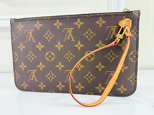 LOUIS VUITTON NEVERFULL POCHETTE
