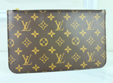 LOUIS VUITTON NEVERFULL POCHETTE