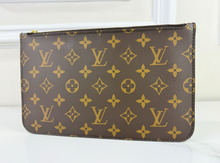 LOUIS VUITTON NEVERFULL POCHETTE