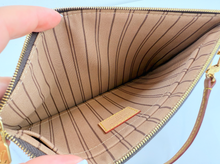 LOUIS VUITTON NEVERFULL POCHETTE