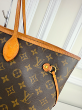 LOUIS VUITTON NEVERFULL GM IN BEIGE