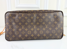 LOUIS VUITTON NEVERFULL GM IN BEIGE