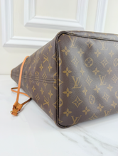 LOUIS VUITTON NEVERFULL GM IN BEIGE