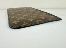 LOUIS VUITTON NEVERFULL POCHETTE CA1176