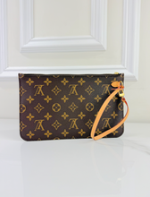 LOUIS VUITTON NEVERFULL POCHETTE CA1176