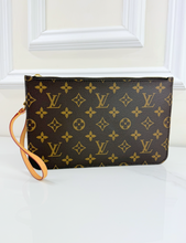 LOUIS VUITTON NEVERFULL POCHETTE CA1176
