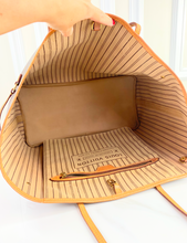 LOUIS VUITTON NEVERFULL GM IN BEIGE