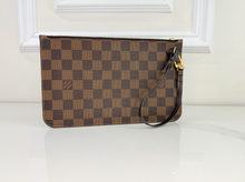 LOUIS VUITTON NEVERFULL POCHETTE DE
