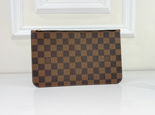LOUIS VUITTON NEVERFULL POCHETTE DE