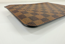 LOUIS VUITTON NEVERFULL POCHETTE DE