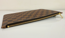 LOUIS VUITTON NEVERFULL POCHETTE DE